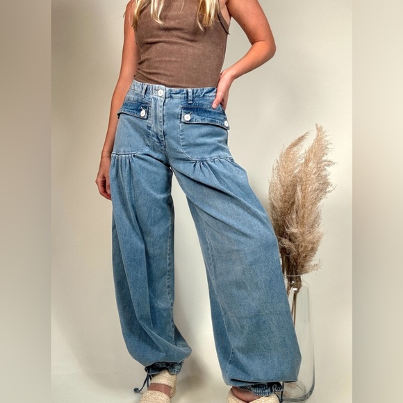 Miss Love Stylish Light Blue Flare Jeans for Women- size Small - Picture 2 of 10